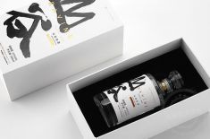 ​酒盒包装 怎样设计能让酒盒包装更吸引消费者[益达娱乐]