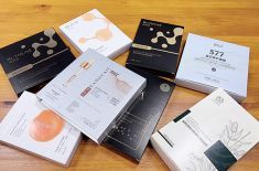 2026年化妆品面膜盒定制要提供哪些资料？面膜盒常用什么纸？