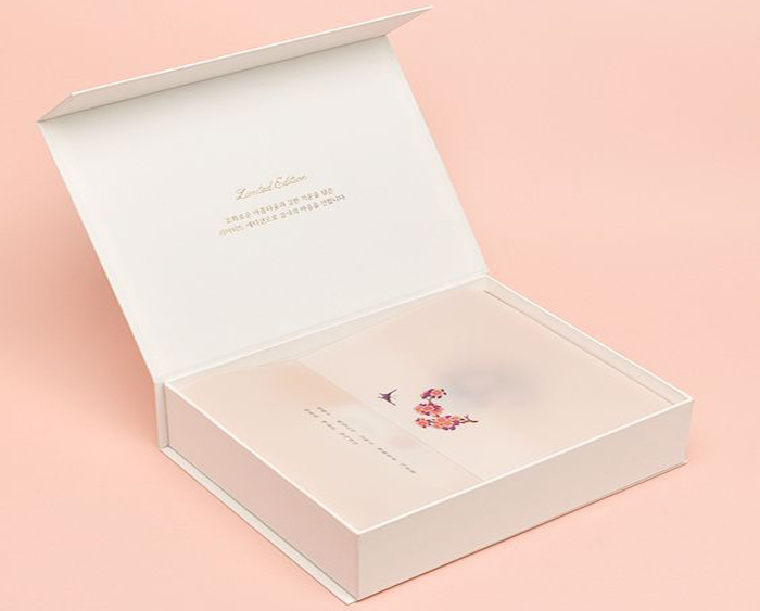 东莞化妆品包装盒
